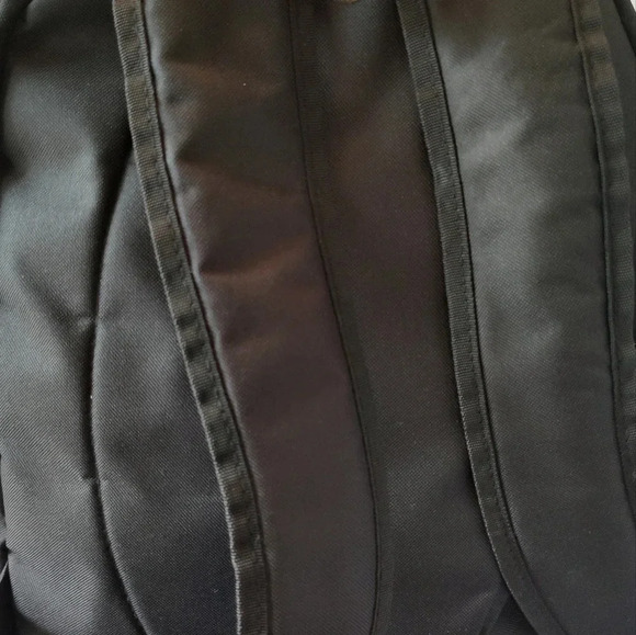 Marshal Arts Bundle: Gloves, Bookbag, Shin guards Used - Picture 6 of 6